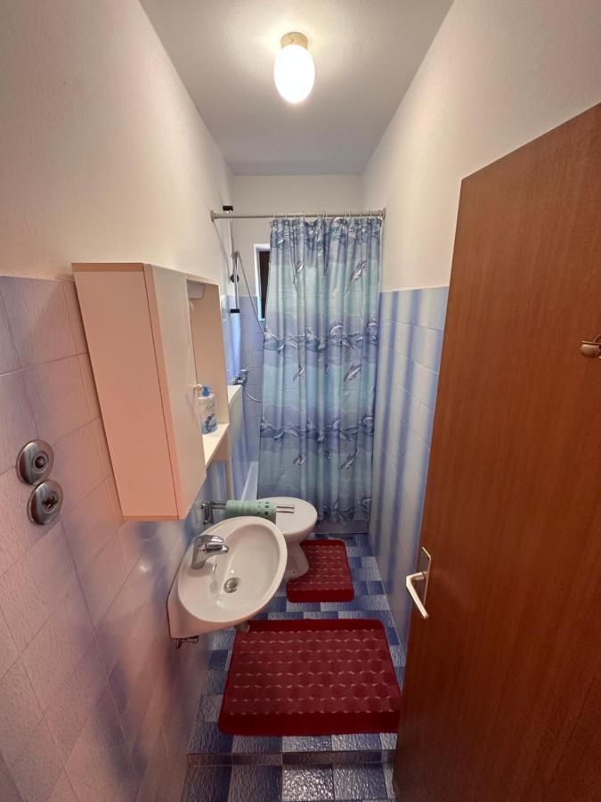 Apartmani Tariba Banjol Exterior photo